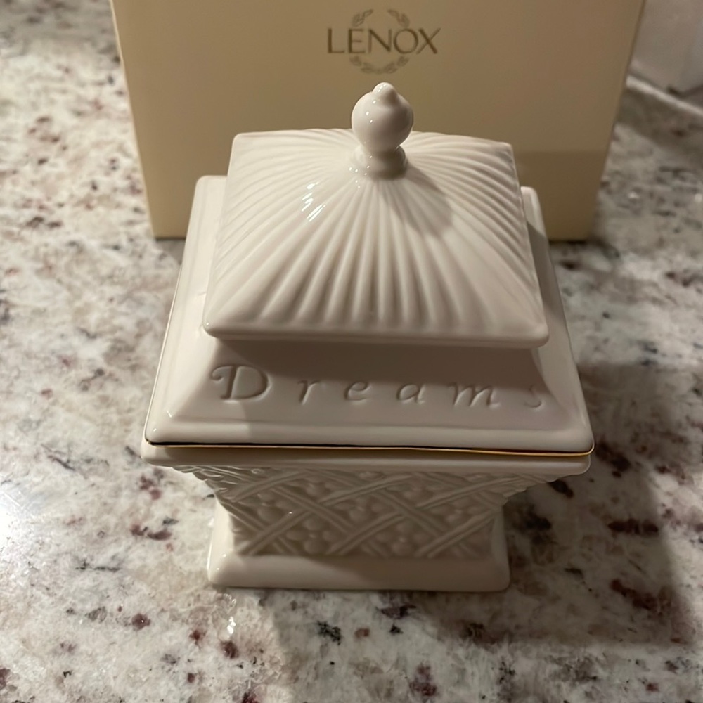 Lenox Hope, Dream, Faith, Love Musical Box “Beautiful Dreamer”